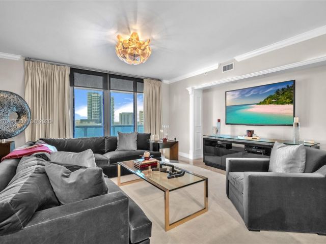 Продажа квартиры #2409 - фото 7341314