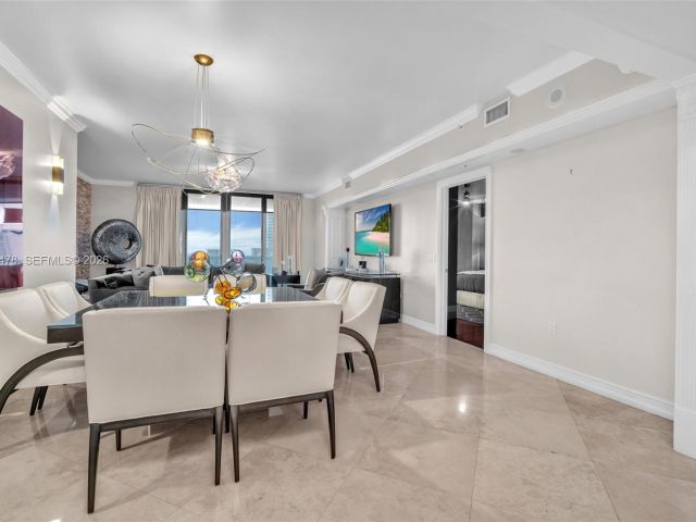 Продажа квартиры #2409 - фото 7341316