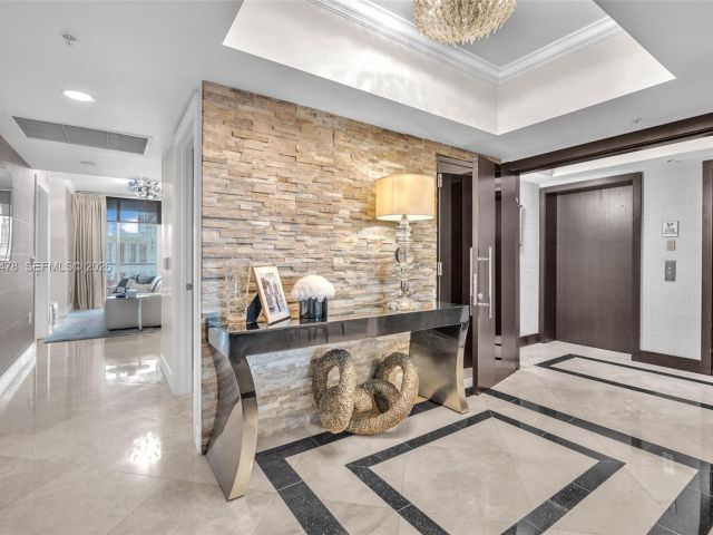 Продажа квартиры #2409 - фото 7341317