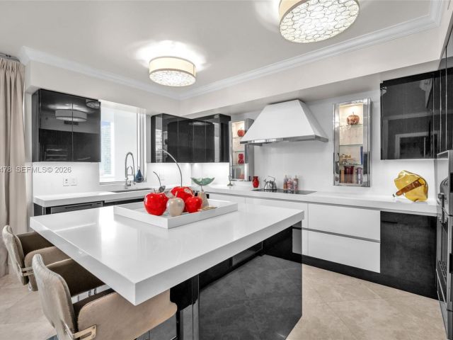 Продажа квартиры #2409 - фото 7341323