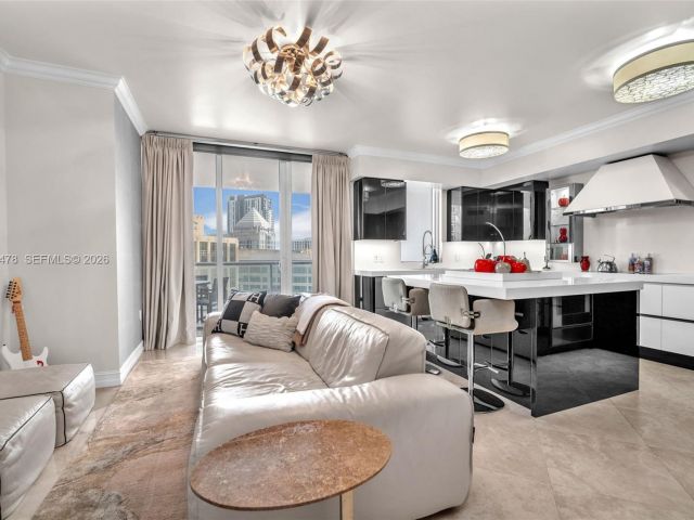 Продажа квартиры #2409 - фото 7341324