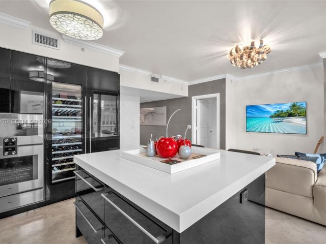 Продажа квартиры #2409 - фото 7341325