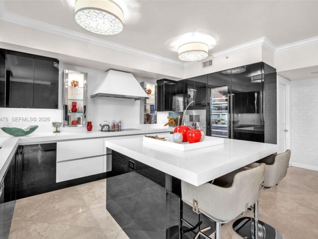 Продажа квартиры #2409 - фото 7341326