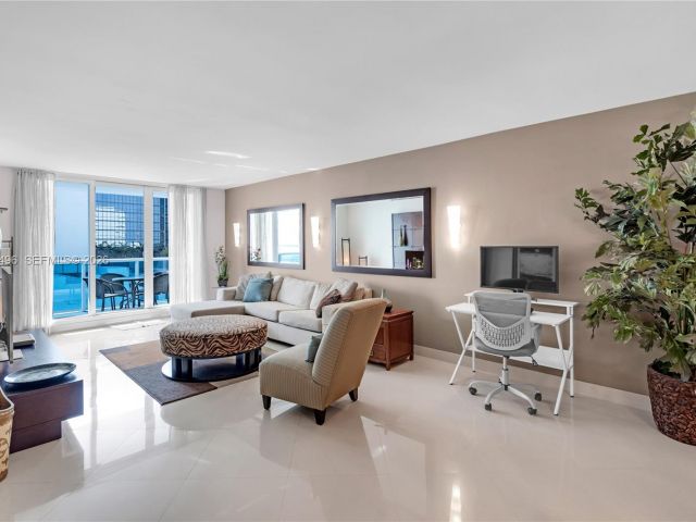 Продажа квартиры #1006 - фото 7279889