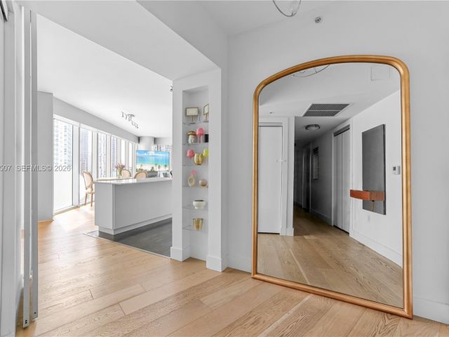 Продажа квартиры #1201 - фото 7284438