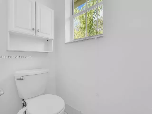 Продажа дома по адресу 1120 Cliffrose St - фото 8980792