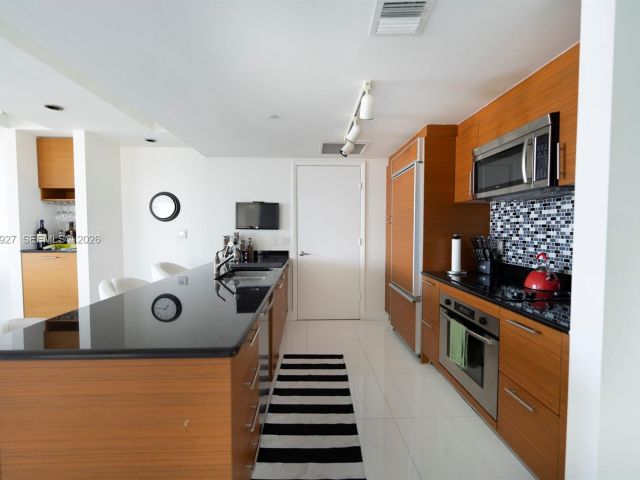 Продажа квартиры #3702 - фото 7287571