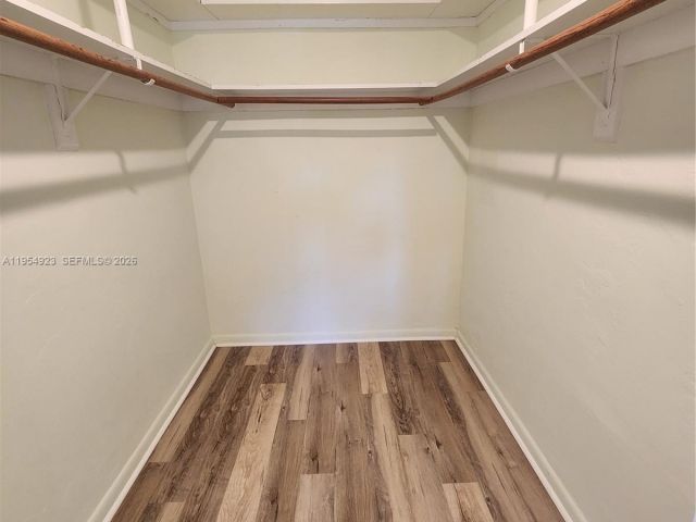 Продажа дома по адресу 9425 SW 51st Pl - фото 7285089