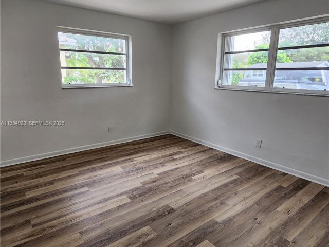 Продажа дома по адресу 9425 SW 51st Pl - фото 7285092