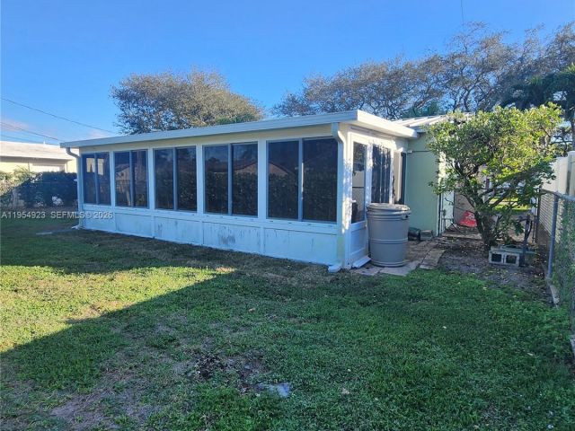 Продажа дома по адресу 9425 SW 51st Pl - фото 7285097