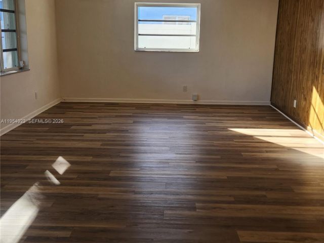 Продажа дома по адресу 9425 SW 51st Pl - фото 7285098