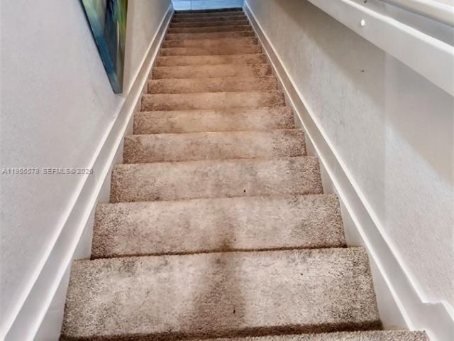 Дом в аренду по адресу 1783 SE 7th Ter 0 - фото 7437630