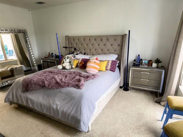 Дом в аренду по адресу 1783 SE 7th Ter 0 - фото 7437631