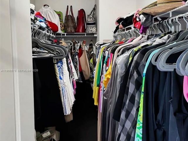 Дом в аренду по адресу 1783 SE 7th Ter 0 - фото 7437634