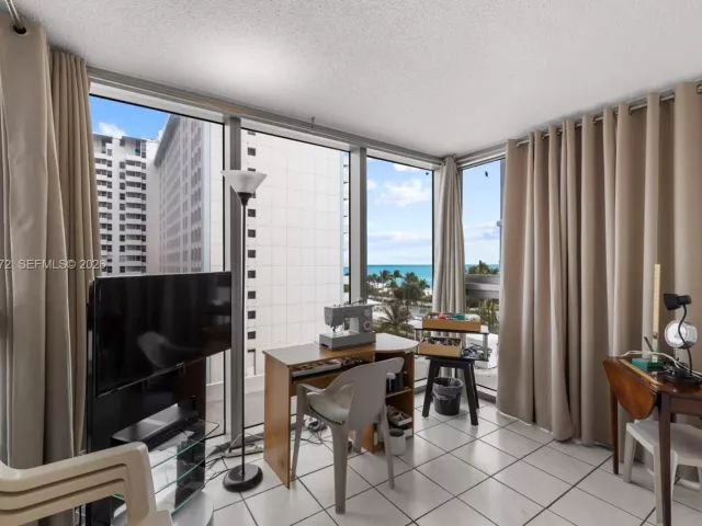 Продажа квартиры #707 - фото 7302290