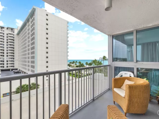 Продажа квартиры #707 - фото 7302281