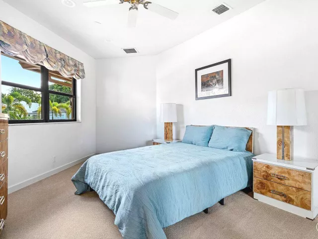 Продажа дома по адресу 17595 Bocaire Place - фото 9163883