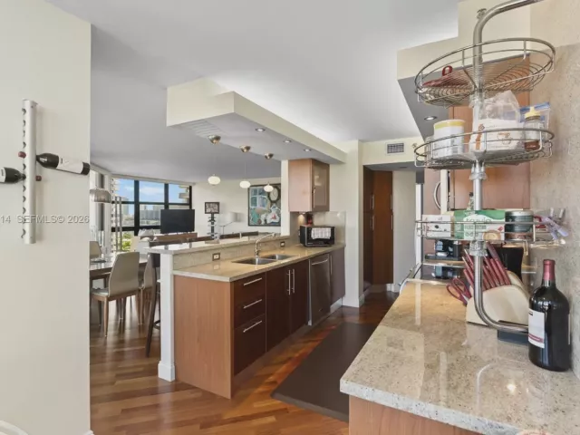 Продажа квартиры #1209 - фото 7350703