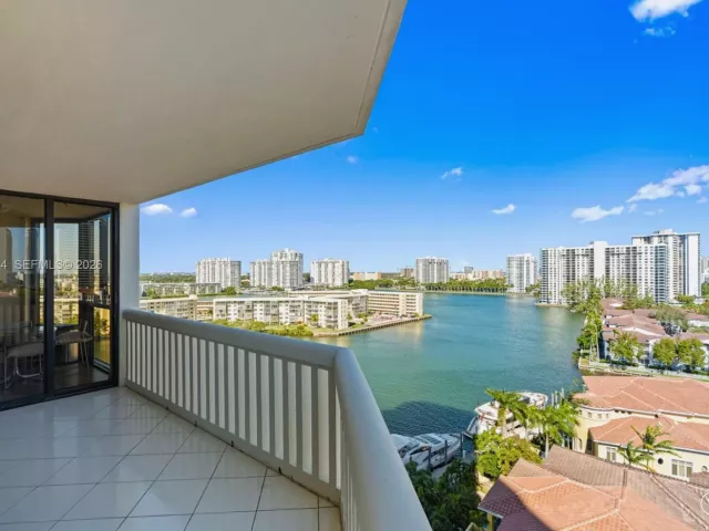 Продажа квартиры #1209 - фото 7350690