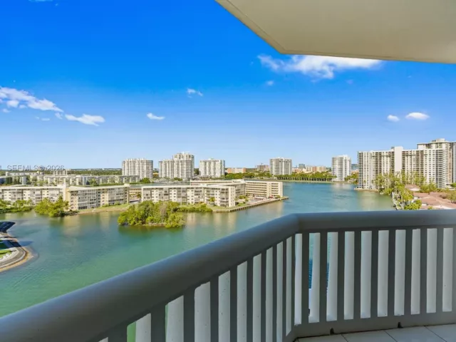 Продажа квартиры #1209 - фото 7350695