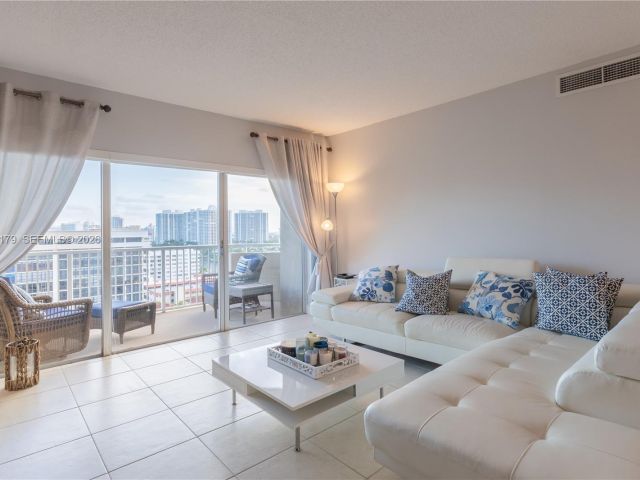 Квартира в аренду номер15G - фото 7440924