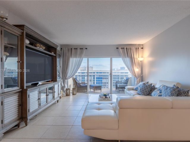 Квартира в аренду номер15G - фото 7440926