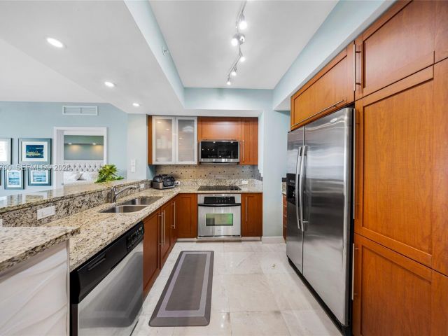 Квартира в аренду номер702N - фото 7291763