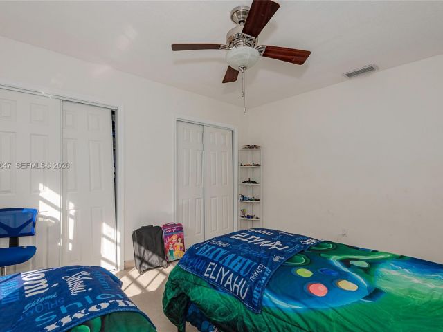 Продажа дома по адресу 8950 Harding Ave - фото 7288000