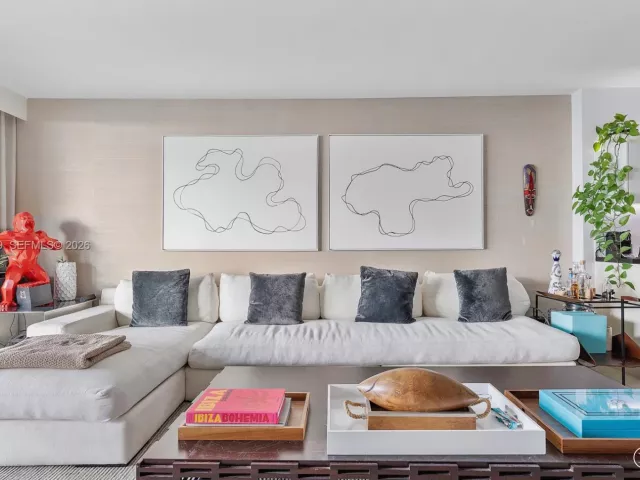 Продажа квартиры #1427 - фото 7293444