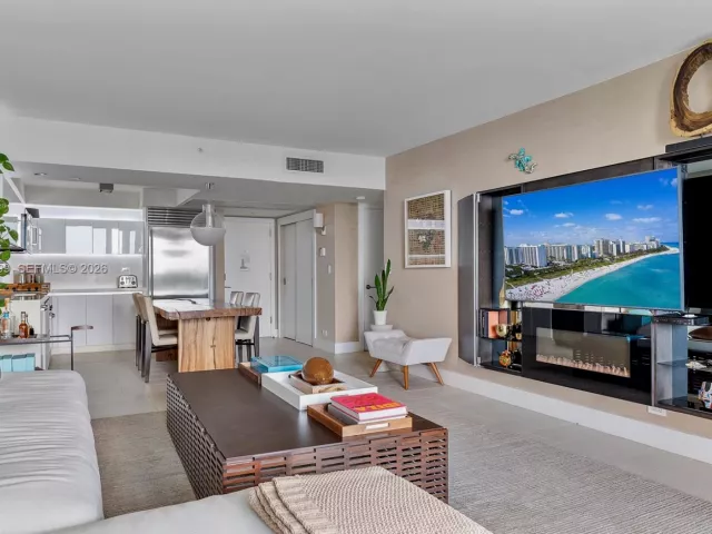 Продажа квартиры #1427 - фото 7293440