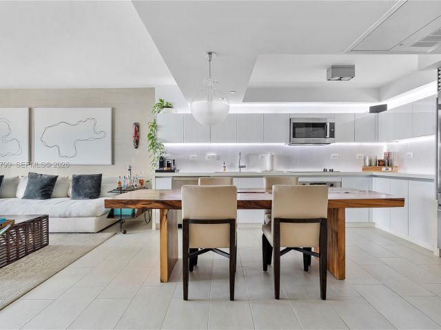 Продажа квартиры #1427 - фото 7293436