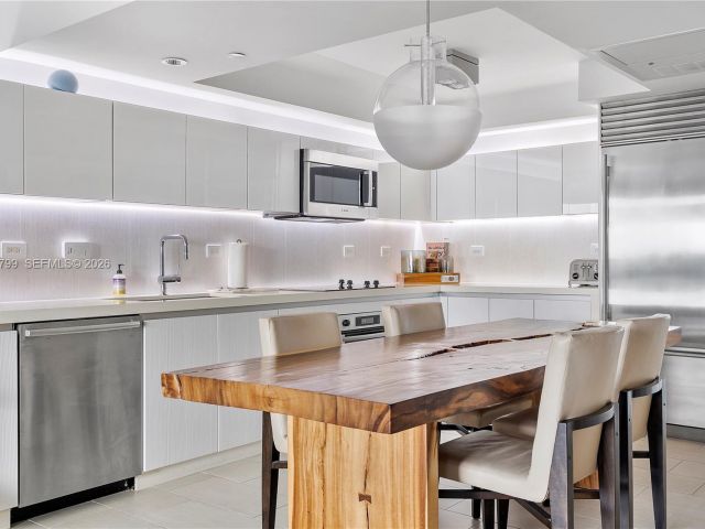 Продажа квартиры #1427 - фото 7293437