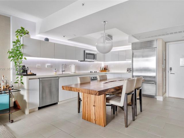 Продажа квартиры #1427 - фото 7293438