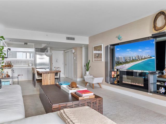 Продажа квартиры #1427 - фото 7293440