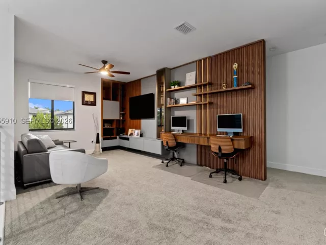 Продажа дома по адресу 8086 NW 47th Ter - фото 9085461