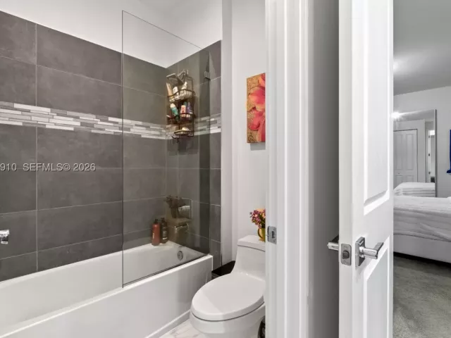 Продажа дома по адресу 8086 NW 47th Ter - фото 9085465