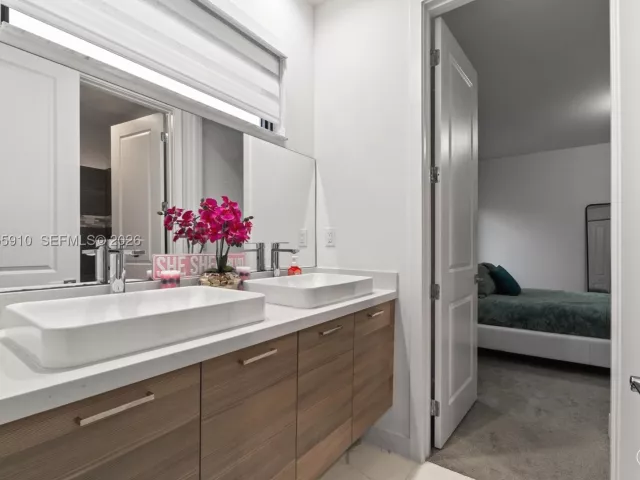 Продажа дома по адресу 8086 NW 47th Ter - фото 9085466