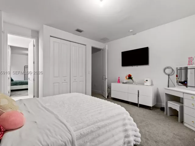 Продажа дома по адресу 8086 NW 47th Ter - фото 9085467