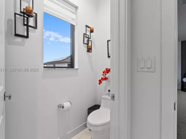 Продажа дома по адресу 8086 NW 47th Ter - фото 9085472