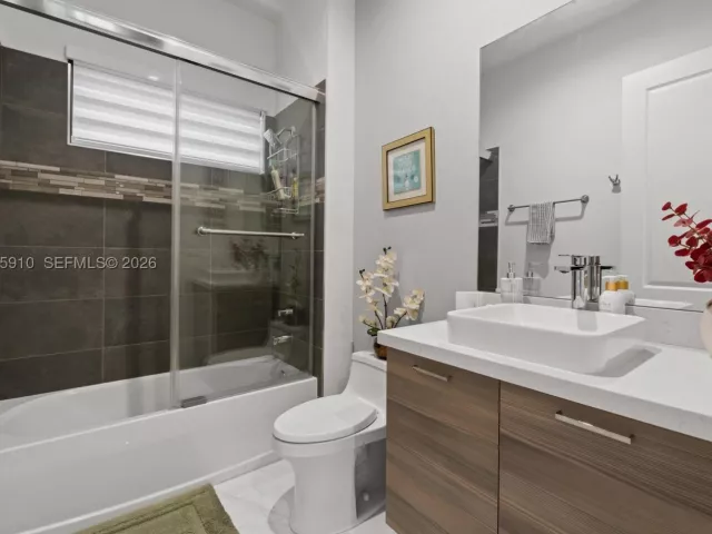 Продажа дома по адресу 8086 NW 47th Ter - фото 9085479