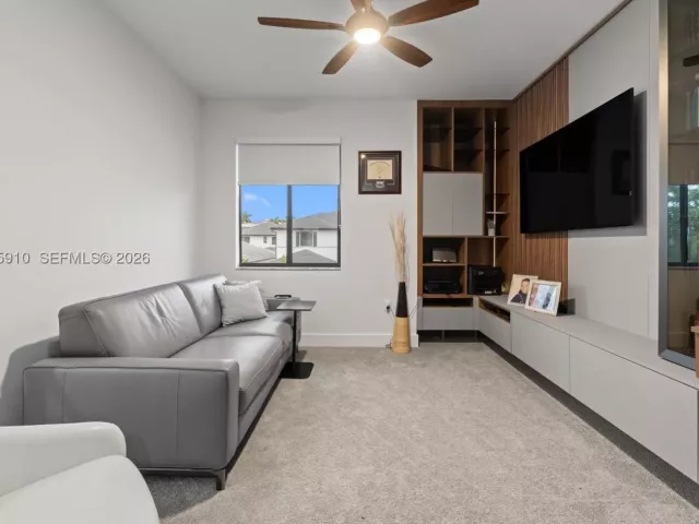 Продажа дома по адресу 8086 NW 47th Ter - фото 9085480