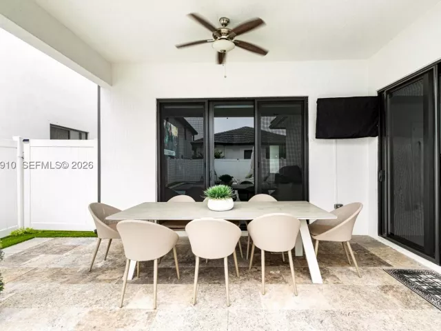 Продажа дома по адресу 8086 NW 47th Ter - фото 9085484