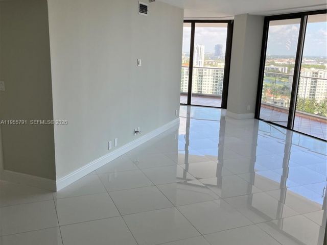 Квартира в аренду номер24A - фото 7293288