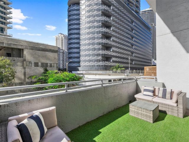 Продажа квартиры # - фото 7296200