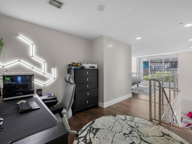 Продажа квартиры # - фото 7296205