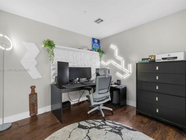 Продажа квартиры # - фото 7296206