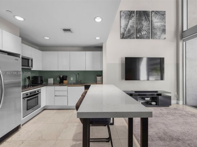 Продажа квартиры # - фото 7296212