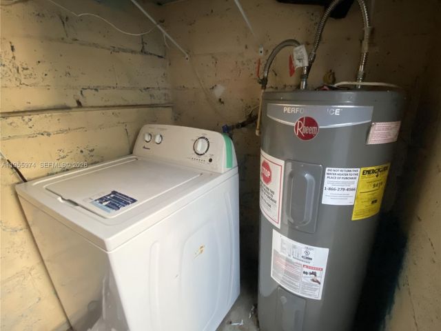 Продажа дома по адресу 3011 NW 152nd Ter - фото 7300856