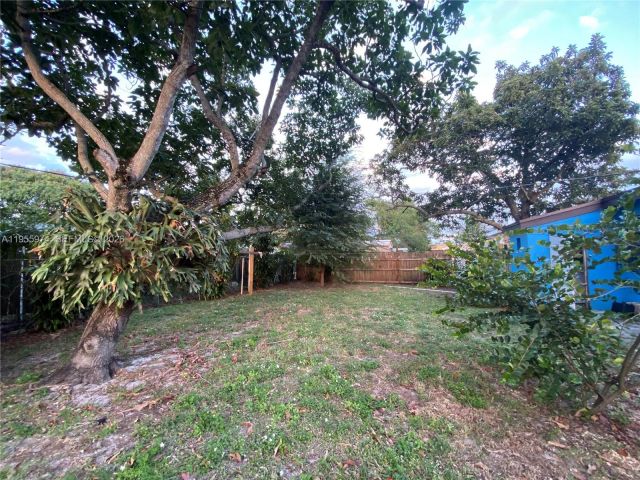 Продажа дома по адресу 3011 NW 152nd Ter - фото 7446297