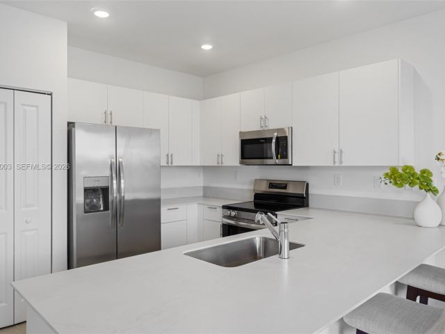 Дом в аренду по адресу 19448 SW 338 Ter - фото 7292341